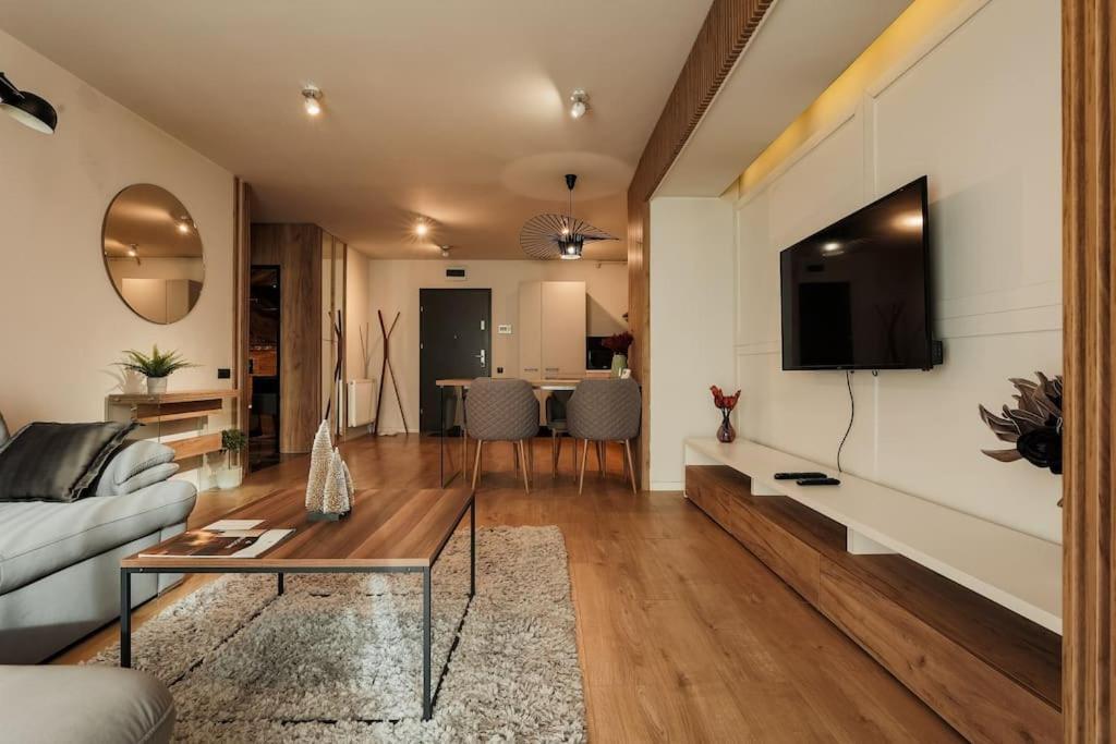 Nest Inn Magic Apartment Клуж-Напока Екстериор снимка